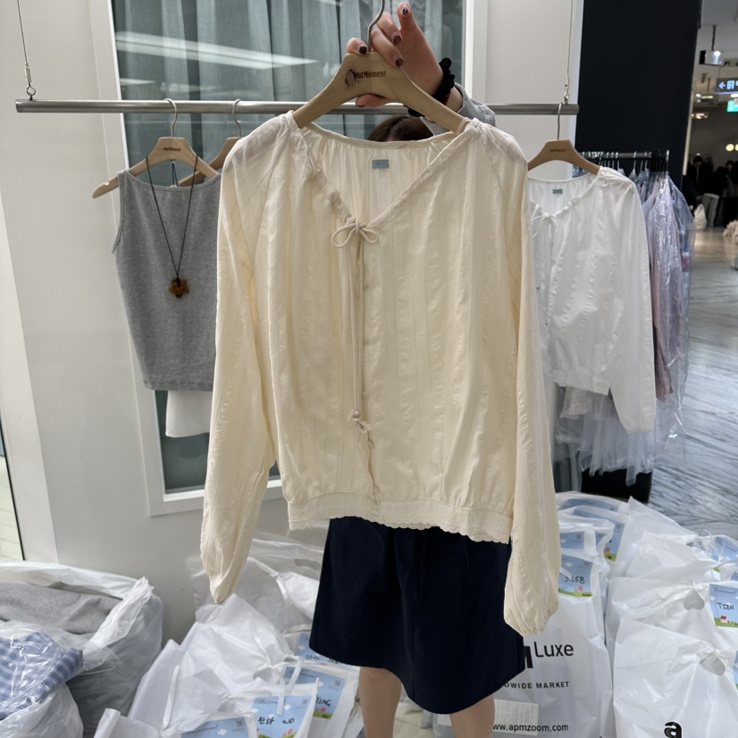 OURMOMENT韓國東大門代購女裝新款職業推薦休閑襯衫蕾絲衫OURMOMENT襯衫/蕾絲衫圖色1