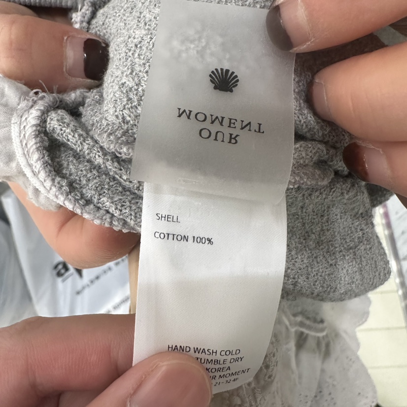 OURMOMENT韓國代購女裝新品職業人氣26春夏時尚休閑推薦T恤OURMOMENTT恤