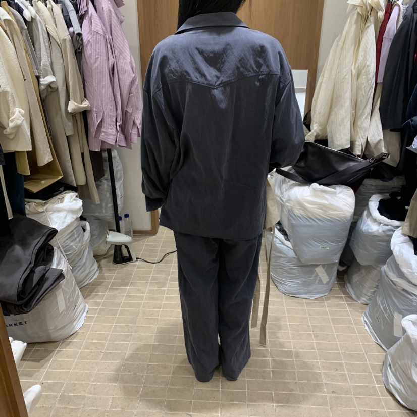 LOFN韓國東大門直郵女裝新品人氣職業時尚熱賣襯衫蕾絲衫LOFN襯衫/蕾絲衫