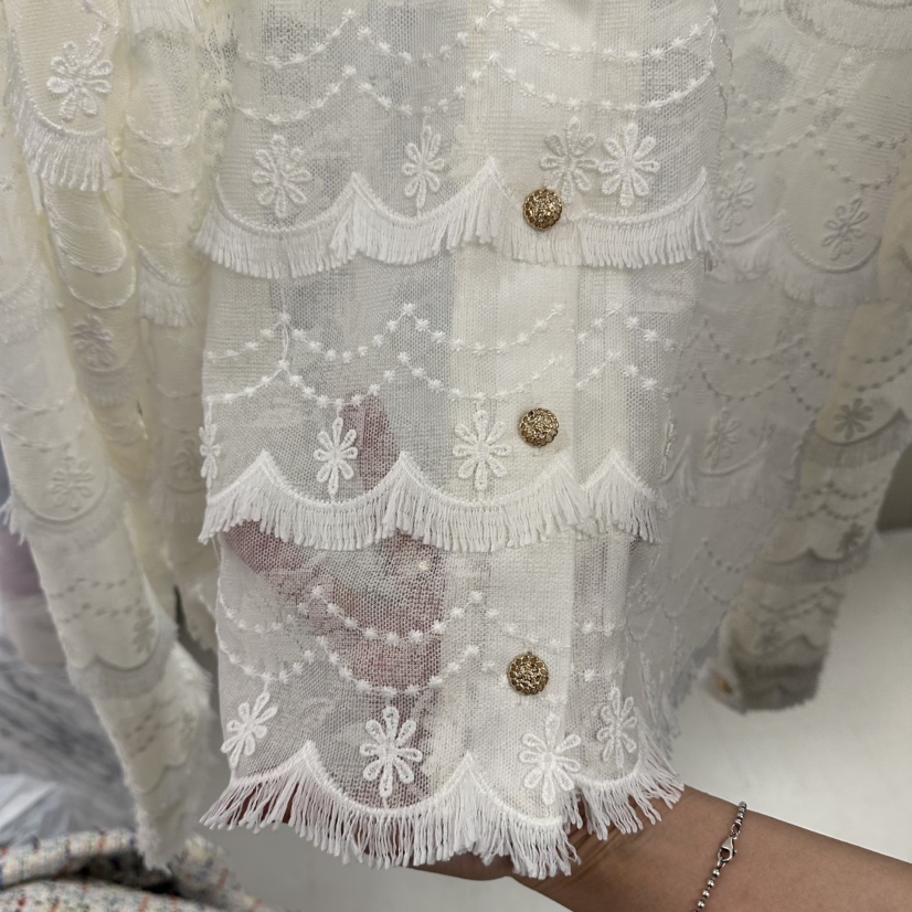 CORNER韓國直郵實拍女裝新品熱賣26春夏職業時尚襯衫蕾絲衫CORNER.302襯衫/蕾絲衫