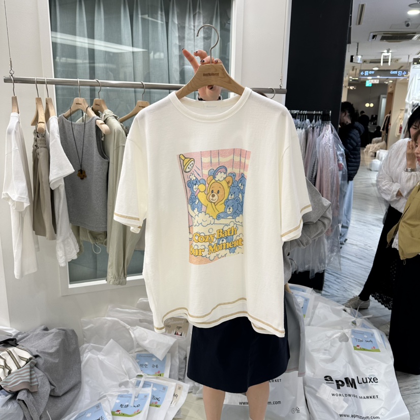 OURMOMENT韓國代購女士新款休閑26春夏熱賣人氣推薦職業T恤OURMOMENTT恤圖色2