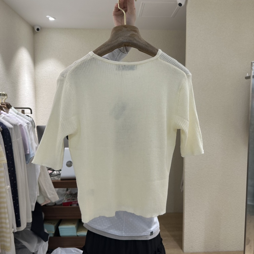 EMPTY韓國代購女裝新品熱賣休閑人氣時尚職業26春夏推薦T恤EMPTYT恤