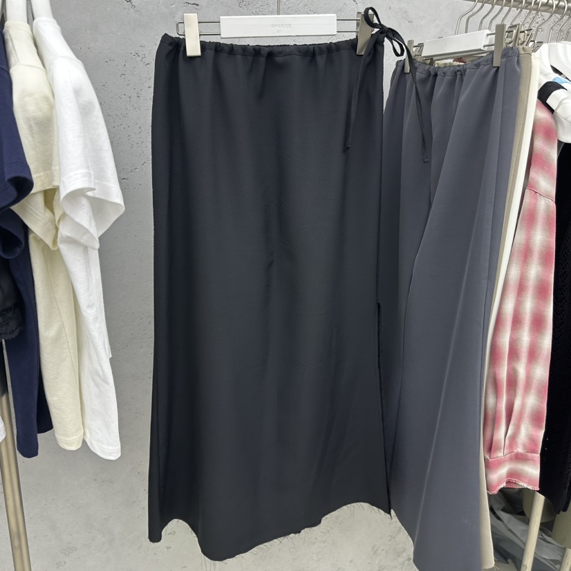 SIXTEEN韓國直郵女士新款推薦熱賣時尚26春夏休閑職業長裙SIXTEEN長裙圖色4