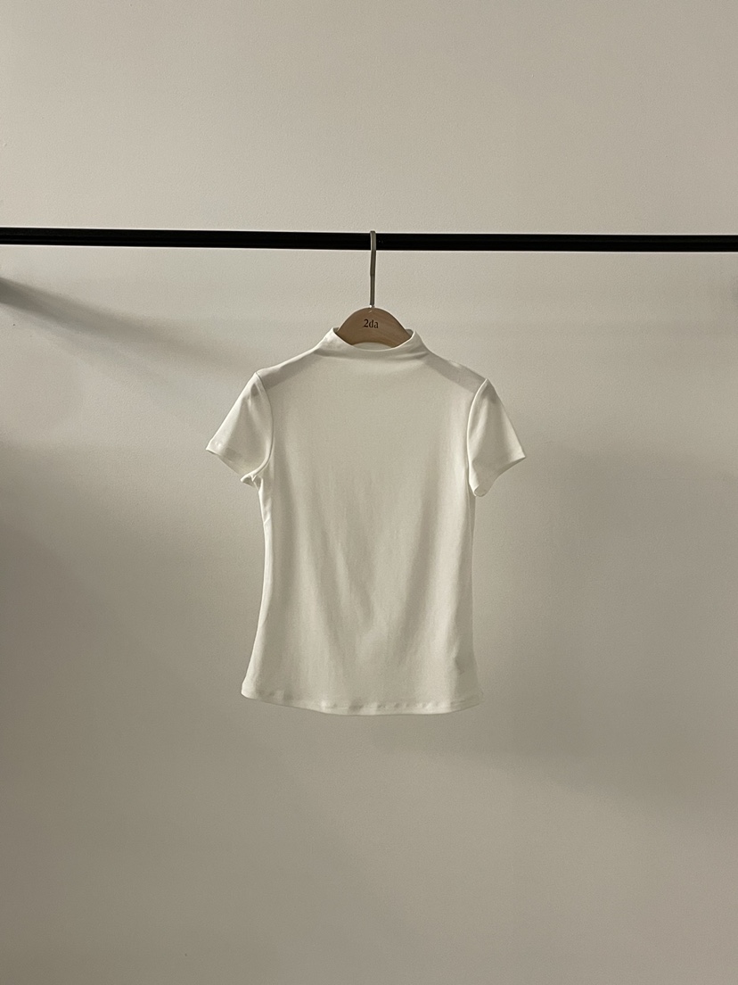 2DA/DARIMI-P韓國直郵實拍女裝新品熱賣職業推薦人氣T恤2DA/DARIMI-PT恤圖色1