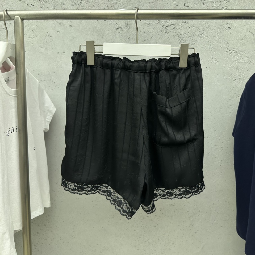 SIXTEEN韓國直郵實拍女士新品人氣熱賣26春夏時尚職業短褲SIXTEEN短褲