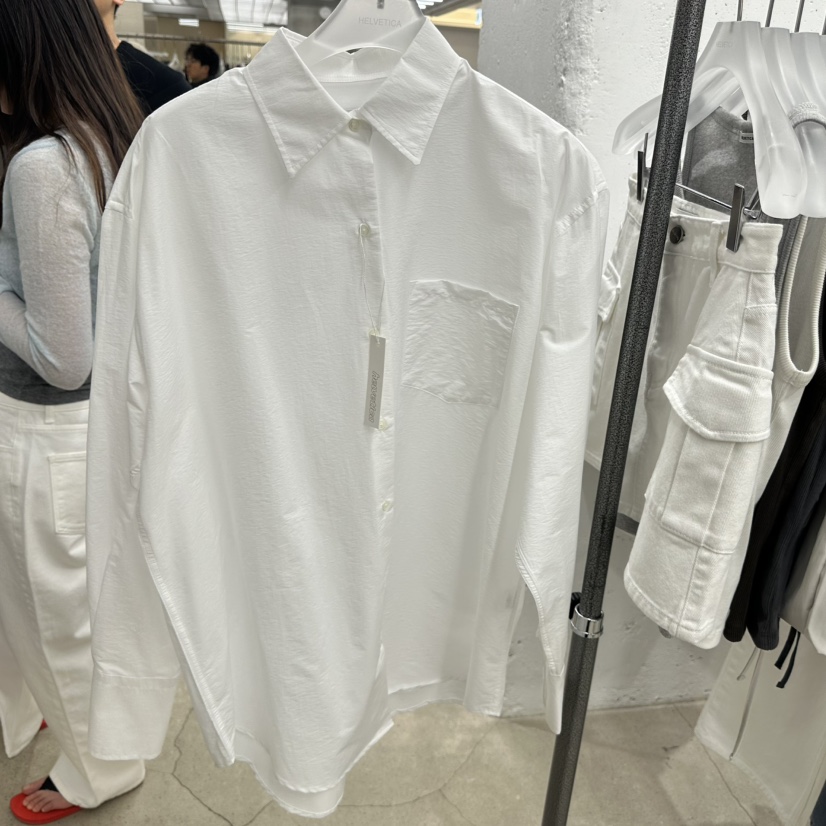 HELVETICA韓國直郵女裝新品人氣職業26春夏推薦襯衫蕾絲衫HELVETICA襯衫/蕾絲衫圖色1