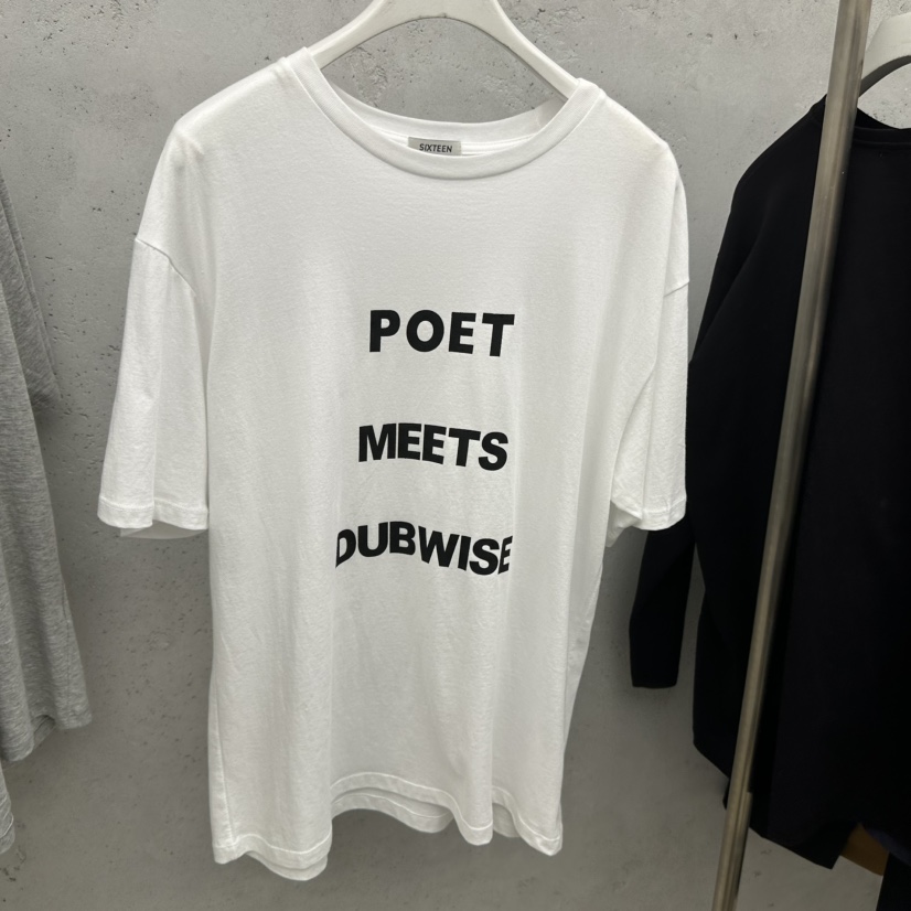 SIXTEEN韓國直郵女裝新款人氣職業熱賣時尚26春夏休閑T恤SIXTEENT恤圖色1