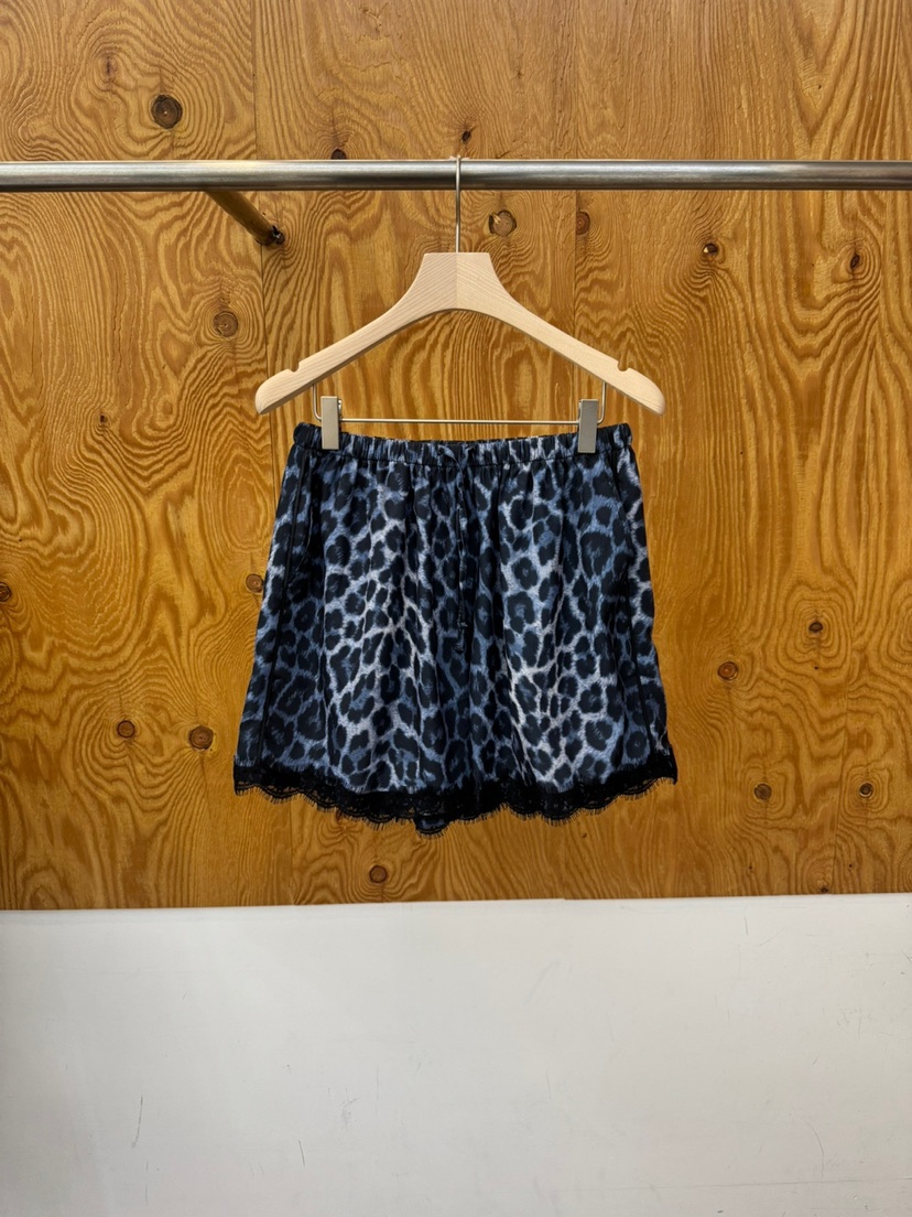 PROJECTVIEW韓國代購女裝新款26春夏時尚熱賣休閑職業短褲PROJECTVIEW短褲圖色1