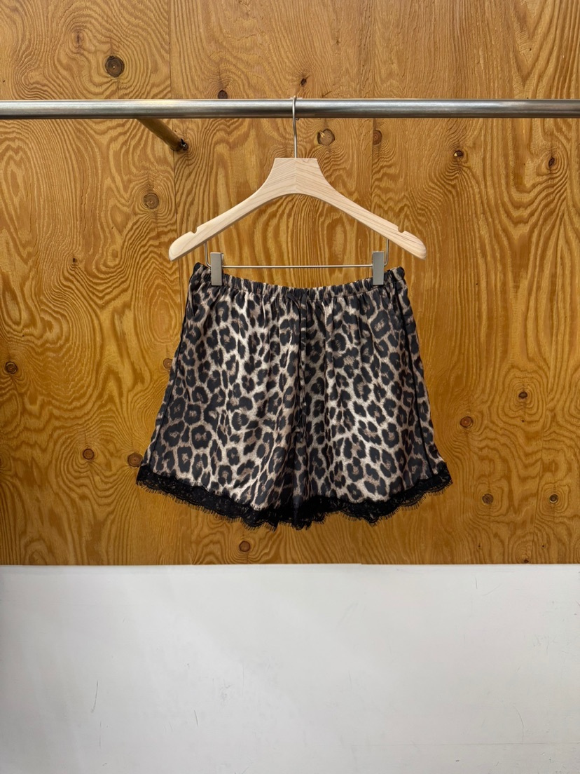 PROJECTVIEW韓國代購女裝新款26春夏時尚熱賣休閑職業短褲PROJECTVIEW短褲圖色2