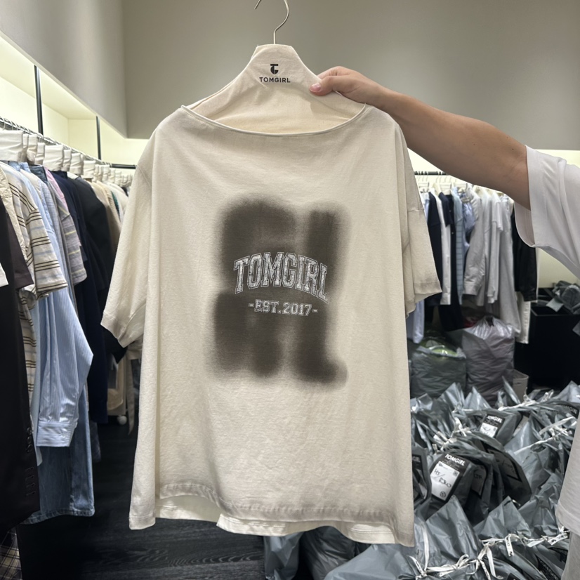 TOMGIRL韓國東大門代購女士新款時尚推薦休閑熱賣職業T恤TOMGIRLT恤圖色1