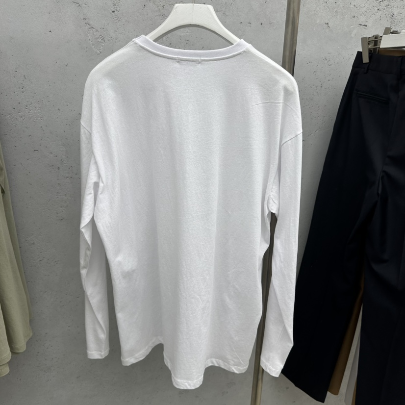 SIXTEEN韓國東大門直郵女裝新款26春夏時尚職業熱賣長袖T恤SIXTEEN長袖T恤