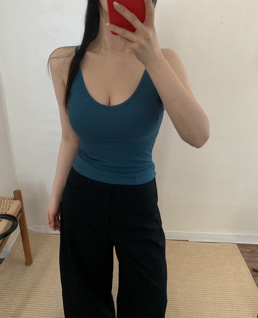 TWENTY FOUR SEVEN24-7韓國東大門代購女裝新品熱賣吊帶背心TEWNTY FOUR SEVEN24-7吊帶/背心