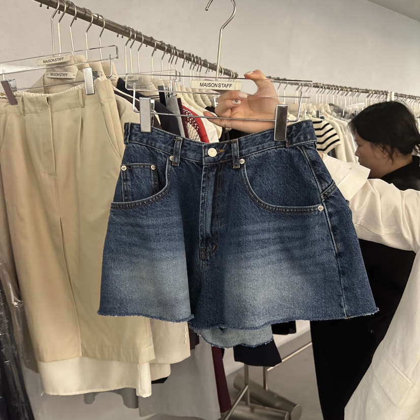 DOUBLE STANDARD/LE SMOKING/MAISONSTAFF韓國直郵女裝新款推薦短裙MAISONSTAFF短裙圖色1