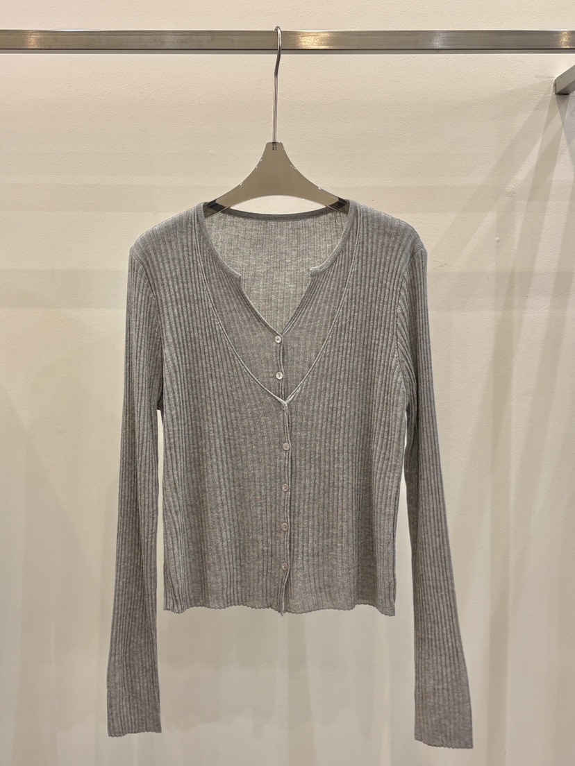 CICI韓國代購女士新款時尚26春夏人氣職業針織衫假兩件開衫Ci Ci針織衫圖色2