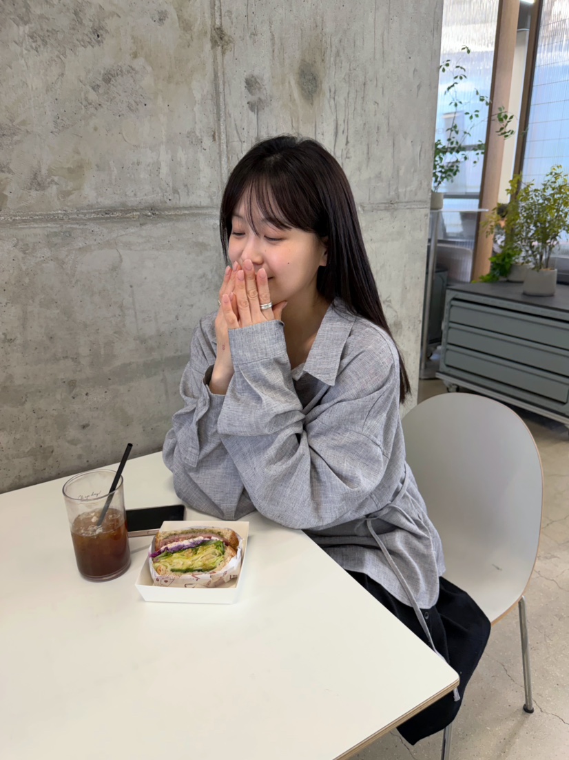 GLITTER韓國代購女裝新品職業推薦26春夏熱賣休閑襯衫蕾絲衫GLITTER襯衫/蕾絲衫