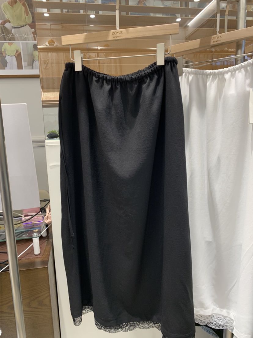 DE GO YOU韓國直郵實拍女士新品26春夏熱賣推薦長裙蕾絲DE GO YOU長裙圖色2