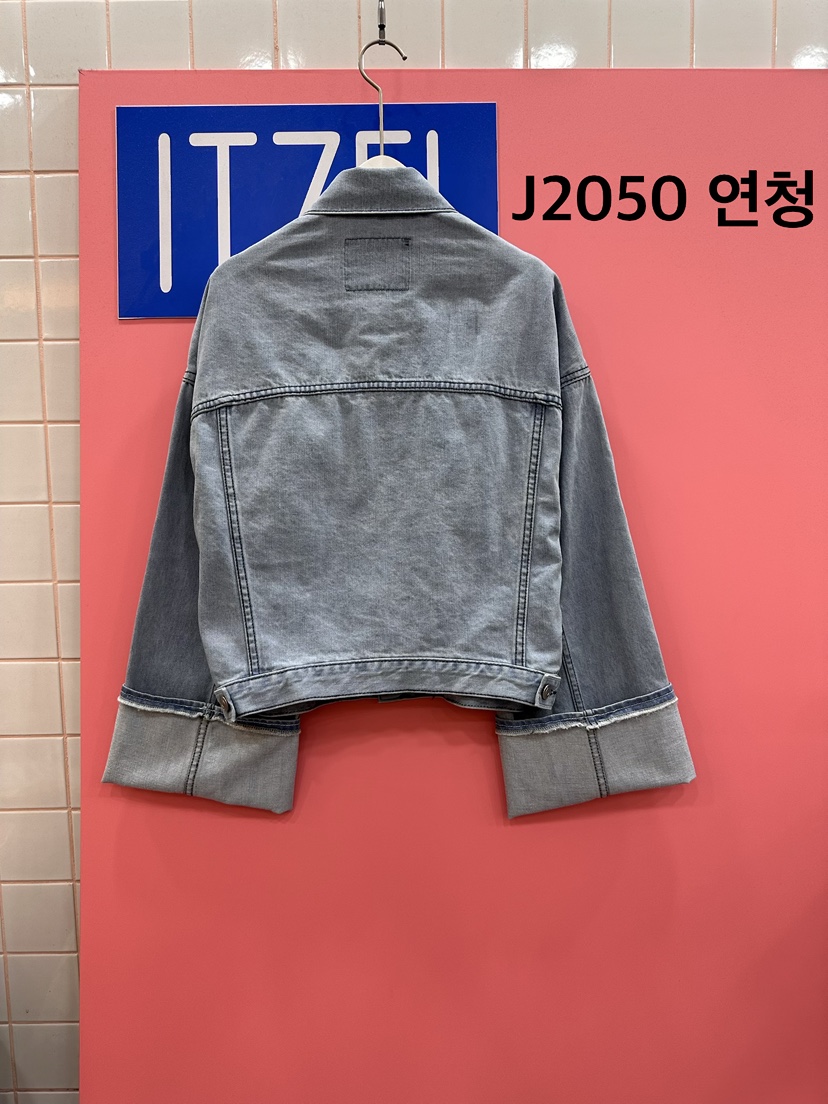 ITZEL東大門實拍女裝新品推薦26春夏休閑時尚人氣熱賣夾克ITZEL夾克