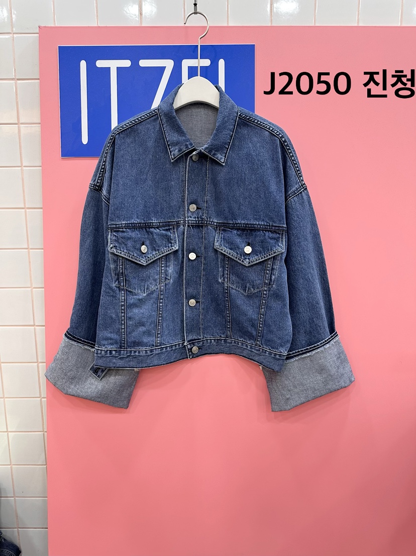 ITZEL東大門實拍女裝新品推薦26春夏休閑時尚人氣熱賣夾克ITZEL夾克圖色2