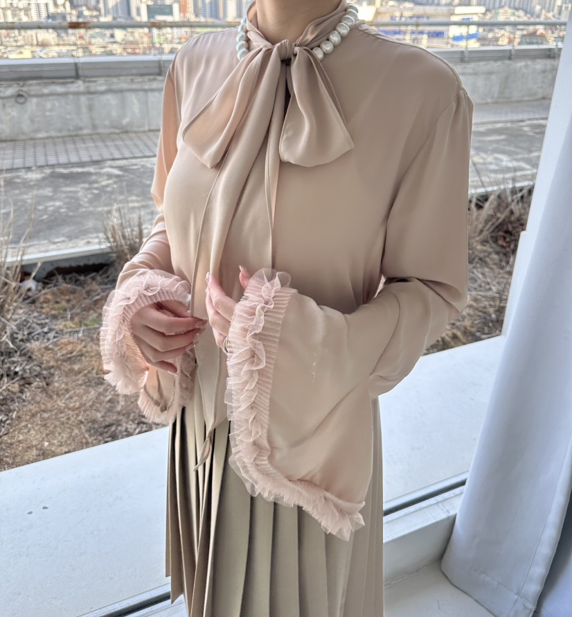 JENNY 1976韓國直郵女裝新品推薦熱賣襯衫蕾絲衫袖子蕾絲JENNY 1976襯衫/蕾絲衫