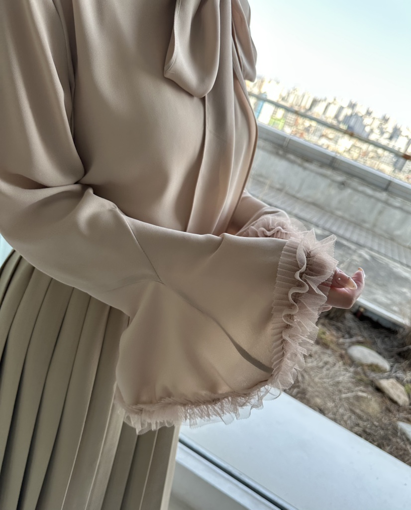 JENNY 1976韓國直郵女裝新品推薦熱賣襯衫蕾絲衫袖子蕾絲JENNY 1976襯衫/蕾絲衫