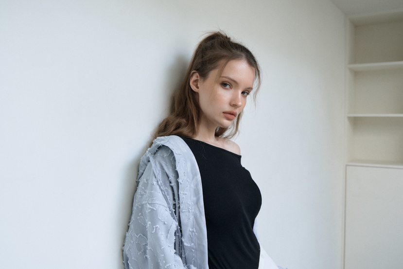 GLITTER韓國直郵女裝新款推薦時尚熱賣26春夏職業長袖T恤GLITTER長袖T恤