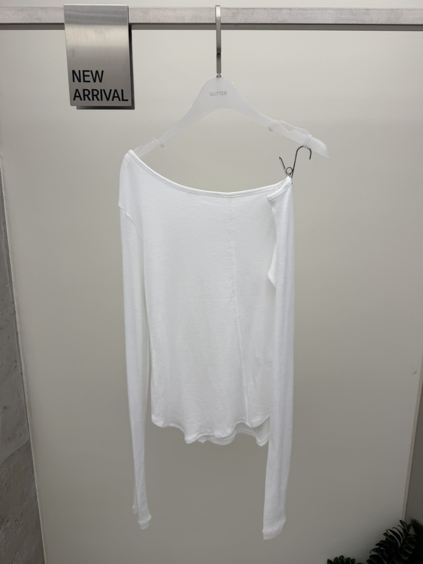 GLITTER韓國直郵女裝新款推薦時尚熱賣26春夏職業長袖T恤GLITTER長袖T恤圖色2