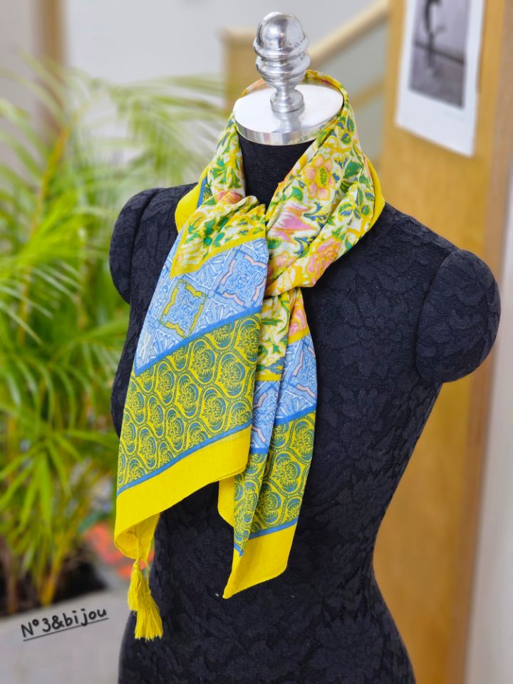 N3韓國直郵女士新款休閑職業推薦26春夏圍巾披肩花朵流蘇N3圍巾/披肩