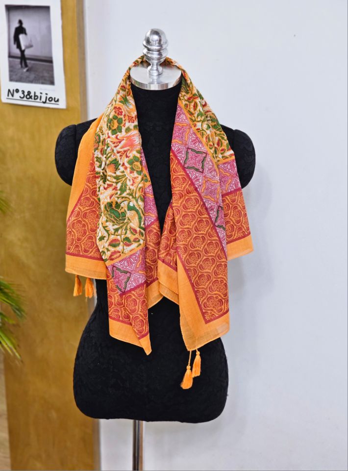 N3韓國直郵女士新款休閑職業推薦26春夏圍巾披肩花朵流蘇N3圍巾/披肩