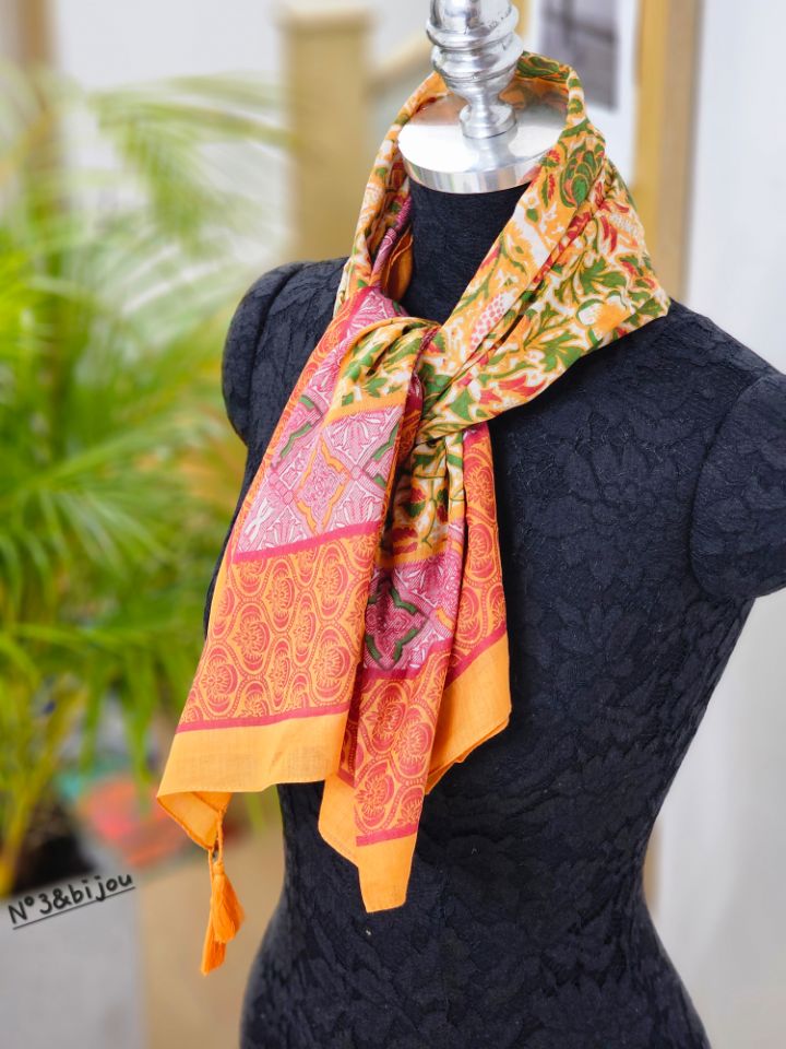 N3韓國直郵女士新款休閑職業推薦26春夏圍巾披肩花朵流蘇N3圍巾/披肩