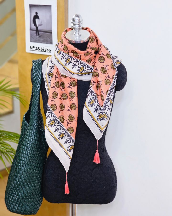 N3韓國直郵實拍女士新款職業推薦人氣時尚休閑圍巾披肩流蘇N3圍巾/披肩