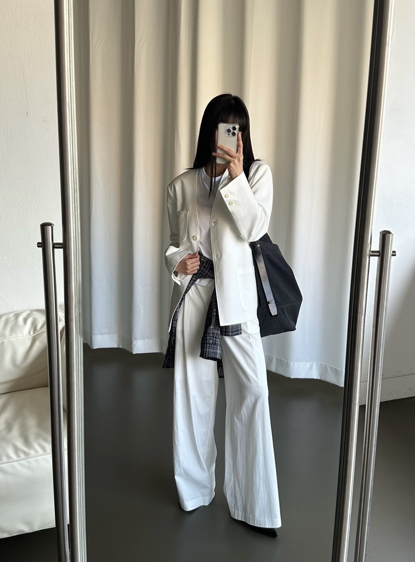 LE VASE韓國東大門代購女裝新款熱賣時尚人氣推薦職業夾克LE VASE夾克