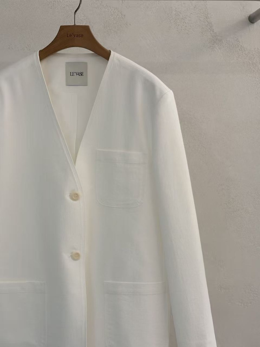 LE VASE韓國東大門代購女裝新款熱賣時尚人氣推薦職業夾克LE VASE夾克