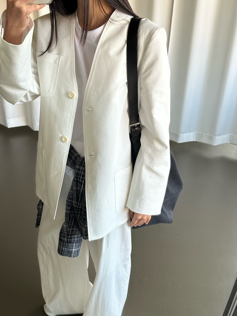 LE VASE韓國東大門代購女裝新款熱賣時尚人氣推薦職業夾克LE VASE夾克圖色1