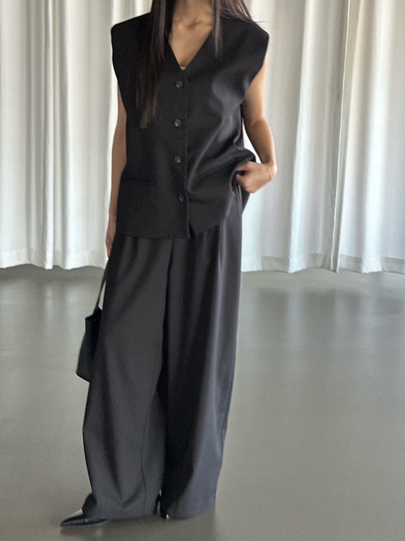 LE VASE韓國代購女裝新款推薦26春夏職業熱賣休閑人氣馬甲LE VASE馬甲