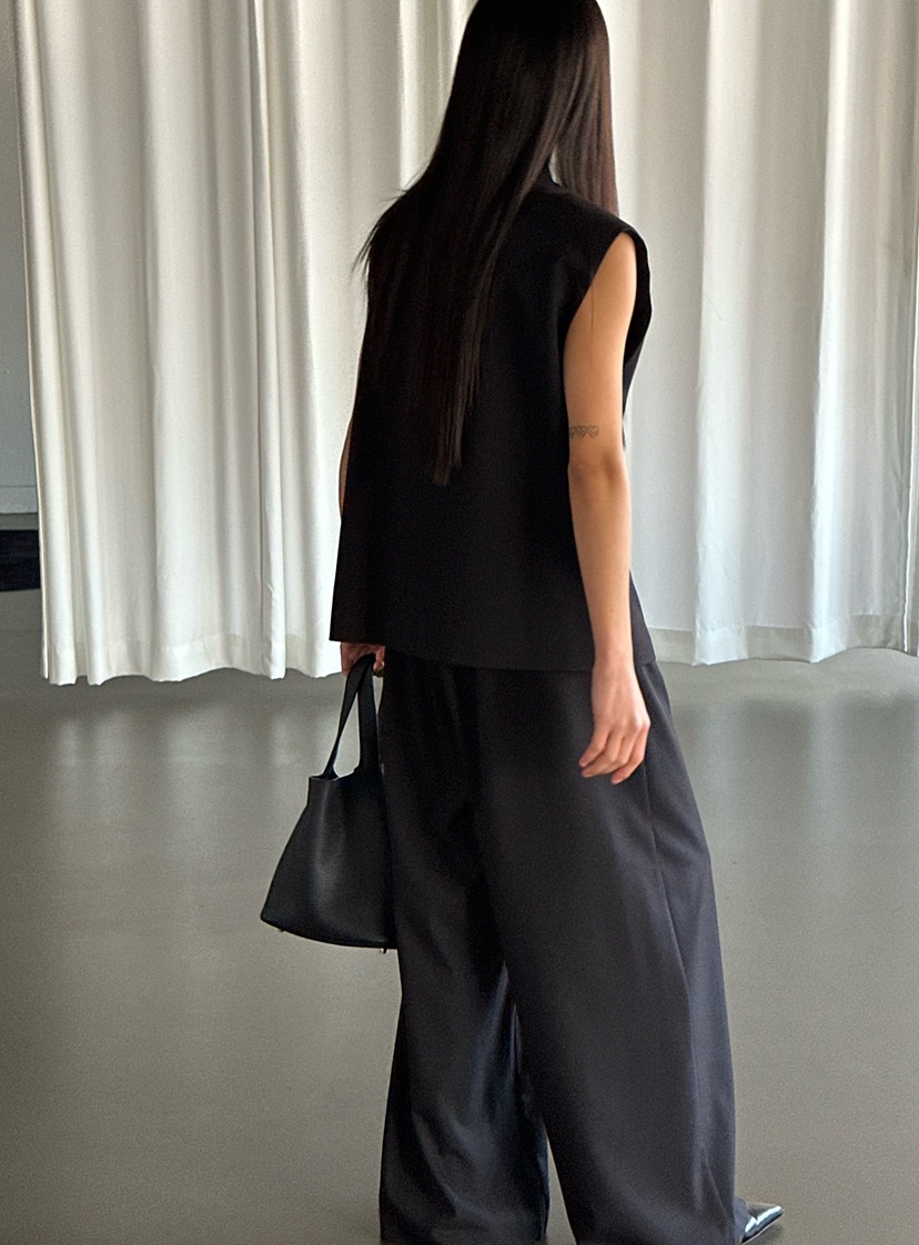 LE VASE韓國代購女裝新款推薦26春夏職業熱賣休閑人氣馬甲LE VASE馬甲