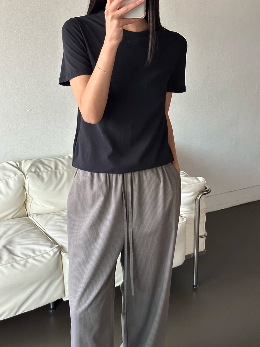 LE VASE韓國直郵實拍女士新品職業熱賣人氣推薦26春夏T恤LE VASET恤