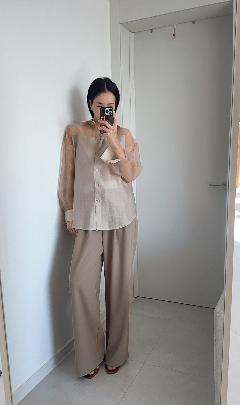 SOUIT韓國直郵實拍女裝新品熱賣職業時尚襯衫蕾絲衫歐根紗SOUIT by mabel-L襯衫/蕾絲衫