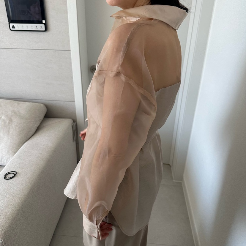 SOUIT韓國直郵實拍女裝新品熱賣職業時尚襯衫蕾絲衫歐根紗SOUIT by mabel-L襯衫/蕾絲衫