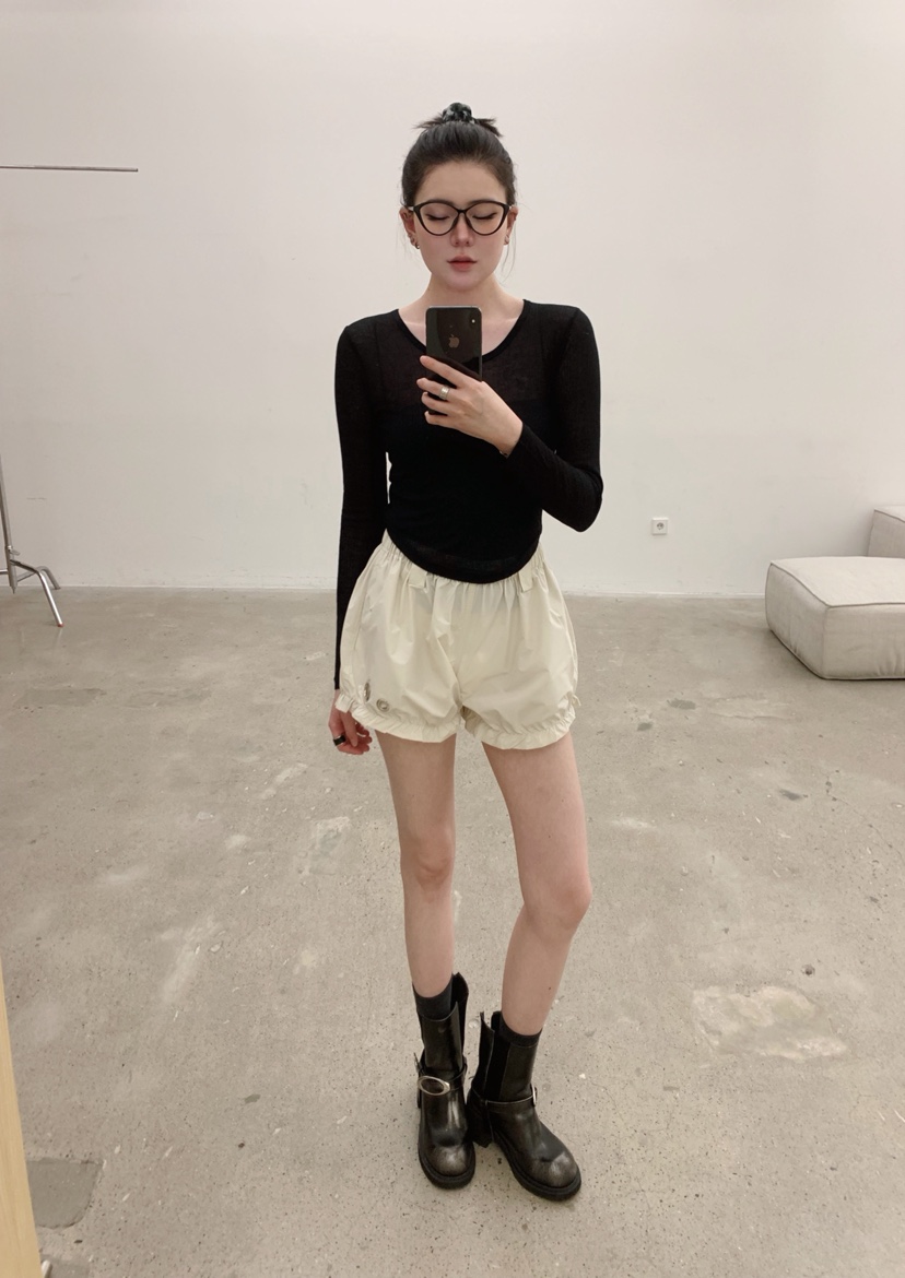 STICK WITH韓國東大門代購女士新品人氣推薦長袖T恤莫代爾STICK WITH長袖T恤