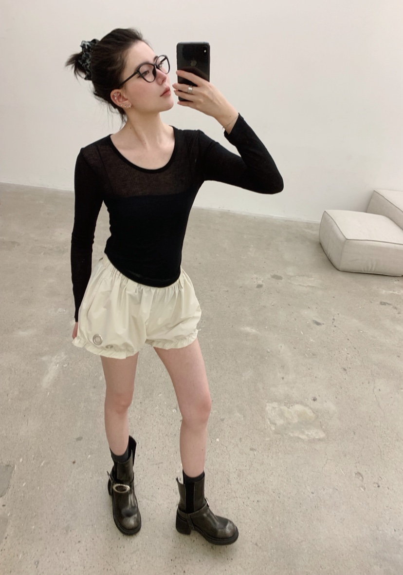 STICK WITH韓國東大門代購女士新品人氣推薦長袖T恤莫代爾STICK WITH長袖T恤