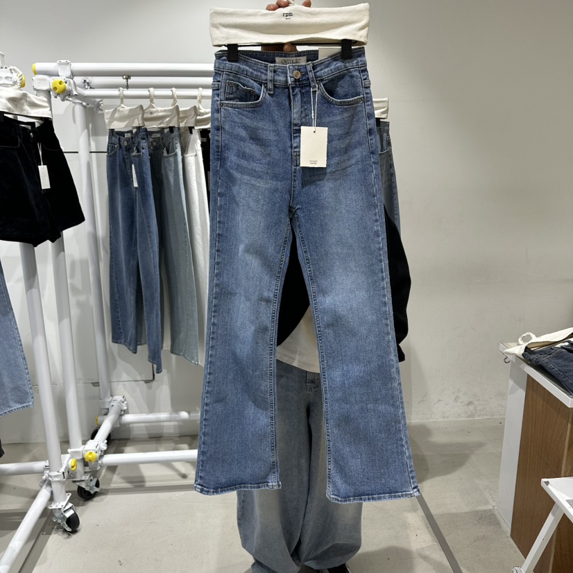 RPM/OVMUTE韓國東大門直郵女士新品26春夏熱賣推薦牛仔褲RPM/OVMUTE牛仔褲圖色2中度色