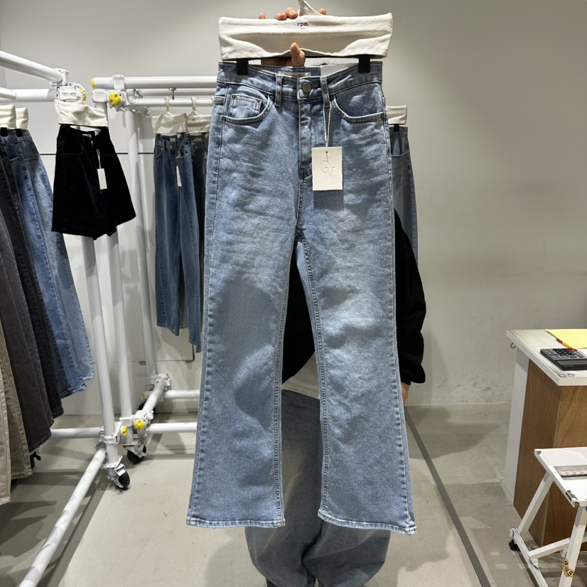 RPM/OVMUTE韓國東大門直郵女士新品26春夏熱賣推薦牛仔褲RPM/OVMUTE牛仔褲圖色3淺色