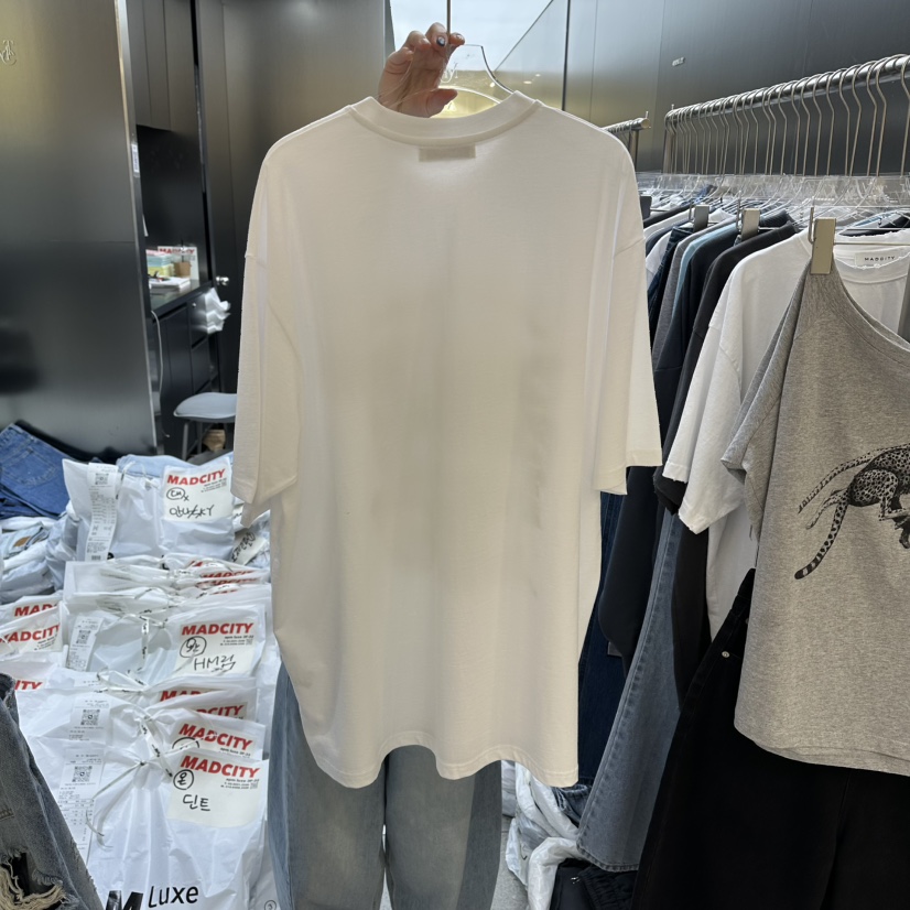 MADCITY/SAGAFURS韓國直郵實拍女裝新款人氣26春夏時尚T恤MADCITY/SAGAFURST恤