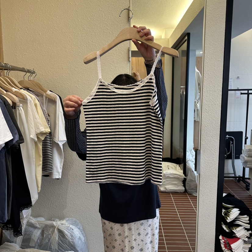 CHOI-L東大門直郵女士新品休閑26春夏熱賣時尚吊帶背心蕾絲CHOI吊帶/背心圖色1深藍色