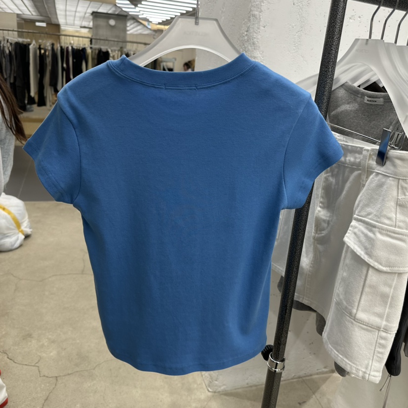 HELVETICA韓國代購女裝新品休閑推薦人氣時尚熱賣職業T恤HELVETICAT恤