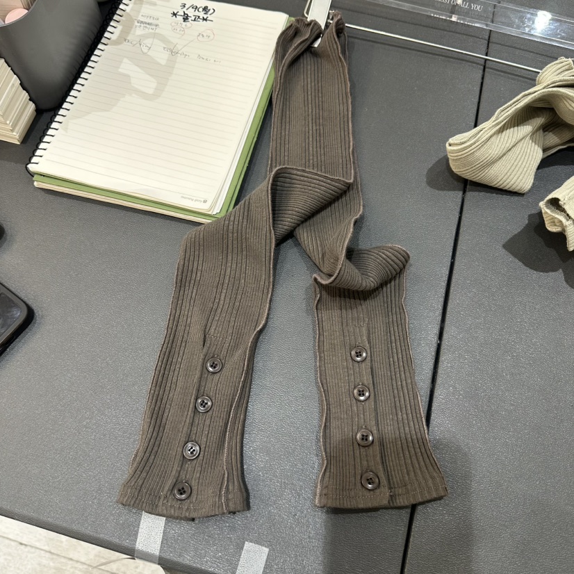 MOST OF ALL U韓國東大門直郵女士新品人氣襪子保暖紐扣MOST OF ALL U襪子圖色3