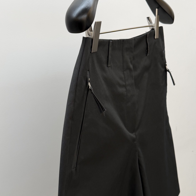 ID韓國代購女士新款人氣26春夏熱賣推薦休閑職業短褲緞面ID短褲