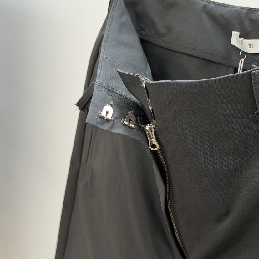 ID韓國代購女士新款人氣26春夏熱賣推薦休閑職業短褲緞面ID短褲