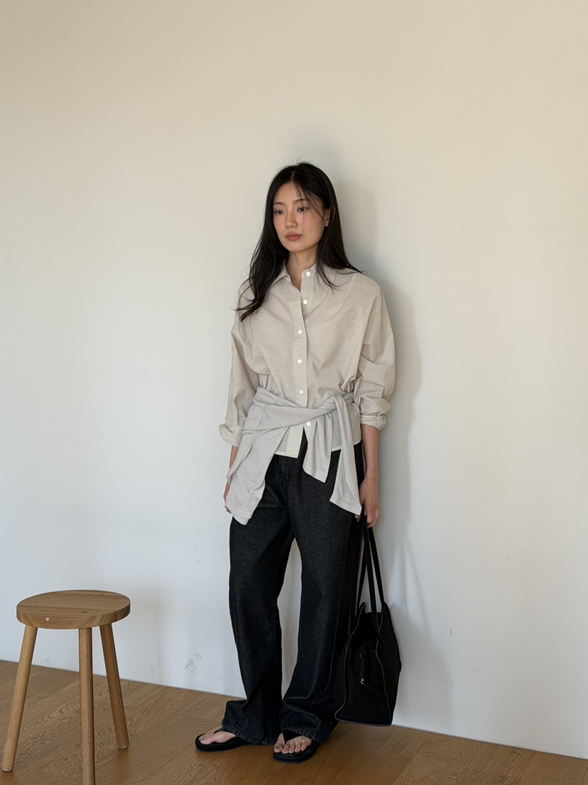 AMY GRACE-A韓國東大門直郵女裝新品人氣推薦襯衫蕾絲衫AMY GRACE-A襯衫/蕾絲衫