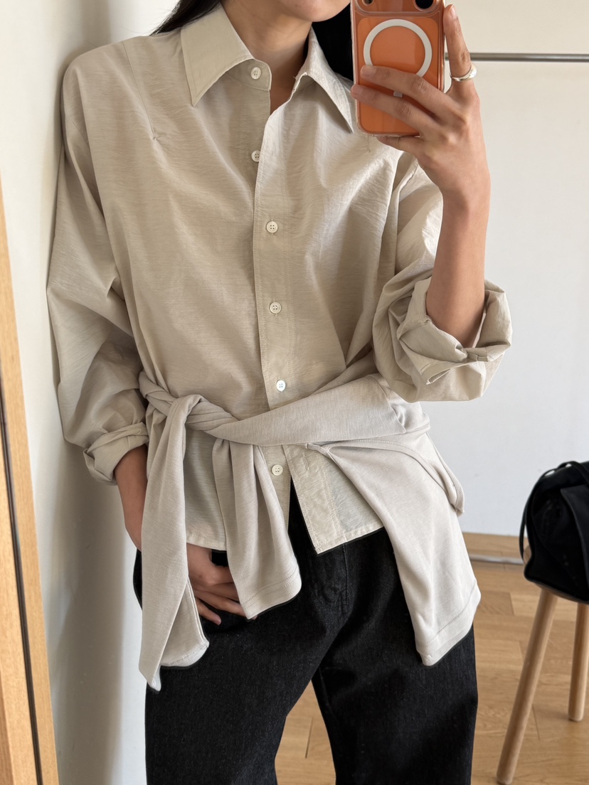 AMY GRACE-A韓國東大門直郵女裝新品人氣推薦襯衫蕾絲衫AMY GRACE-A襯衫/蕾絲衫